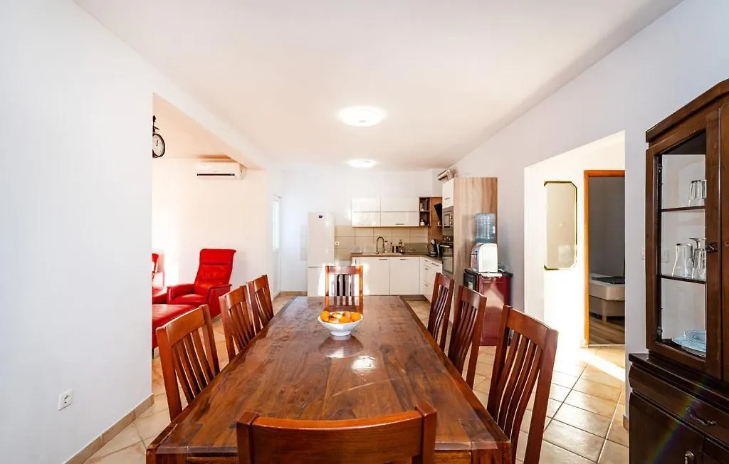 Villa Mandorla Zara Casa vacanze